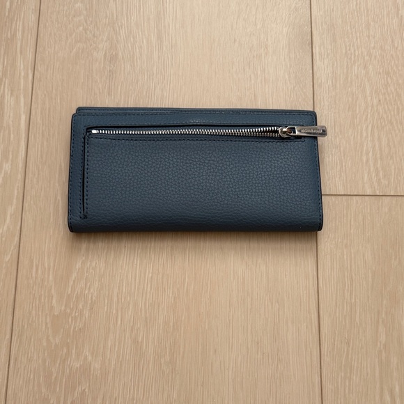 Michael Kors Reed Large Bifold Wallet - Picture 4 of 9